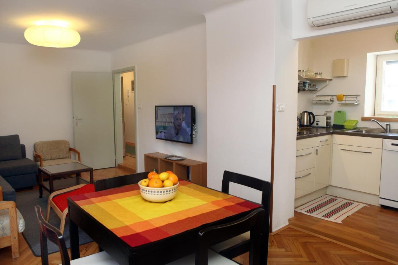 Spacious Piran Central Apartment For 5 Pax Bg Екстериор снимка